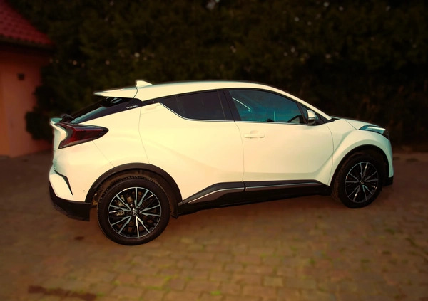 Toyota C-HR cena 85999 przebieg: 21000, rok produkcji 2016 z Bolesławiec małe 497